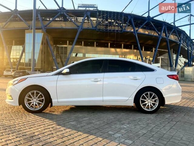 Білий Хендай Соната, об'ємом двигуна 2.36 л та пробігом 144 тис. км за 10900 $, фото 3 на Automoto.ua