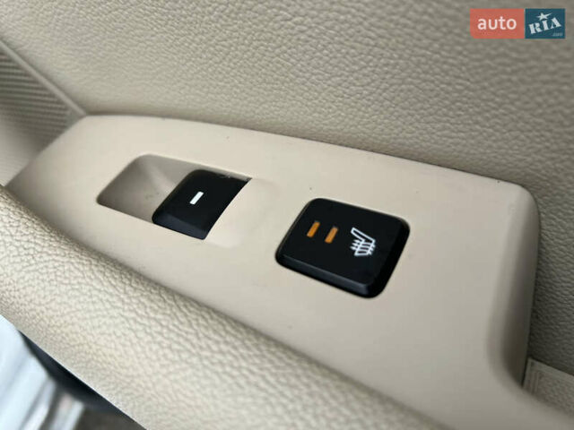 Белый Хендай Соната, объемом двигателя 2.36 л и пробегом 167 тыс. км за 10400 $, фото 39 на Automoto.ua