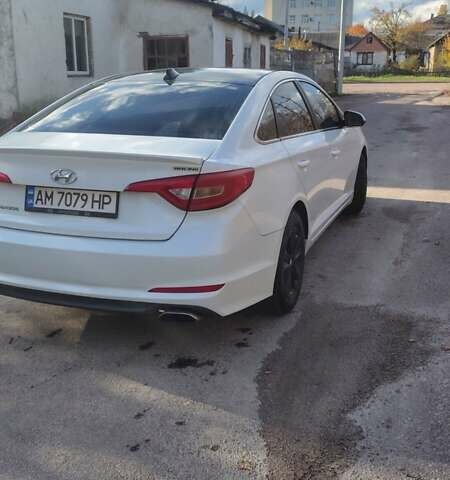 Білий Хендай Соната, об'ємом двигуна 2.36 л та пробігом 220 тис. км за 8100 $, фото 5 на Automoto.ua