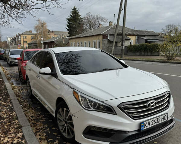 Білий Хендай Соната, об'ємом двигуна 2.36 л та пробігом 239 тис. км за 10600 $, фото 22 на Automoto.ua