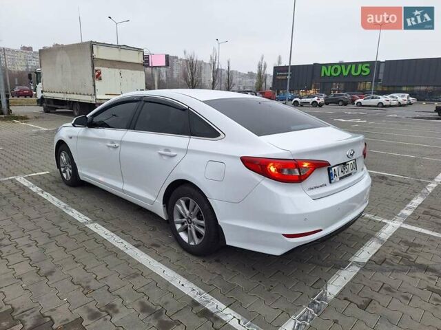 Білий Хендай Соната, об'ємом двигуна 2 л та пробігом 312 тис. км за 10500 $, фото 17 на Automoto.ua