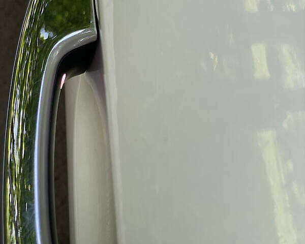 Хендай Соната 2015 в Киеве на Automoto.ua Белый Хендай Соната, объемом двигателя 2 л и пробегом 275 тыс. км за 15000 $, фото 8 на Automoto.ua