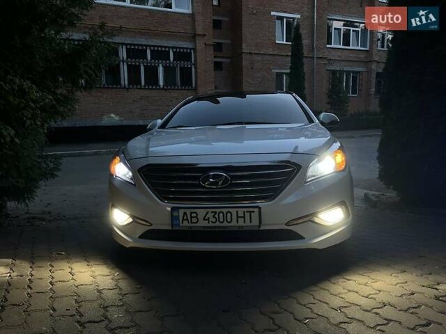 Білий Хендай Соната, об'ємом двигуна 2 л та пробігом 218 тис. км за 13999 $, фото 29 на Automoto.ua