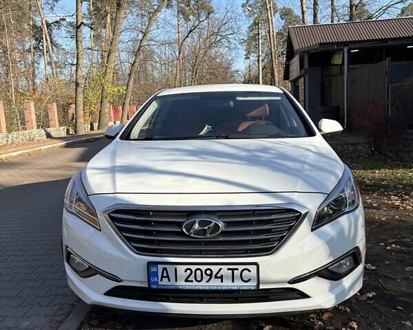 Білий Хендай Соната, об'ємом двигуна 2 л та пробігом 187 тис. км за 10200 $, фото 2 на Automoto.ua