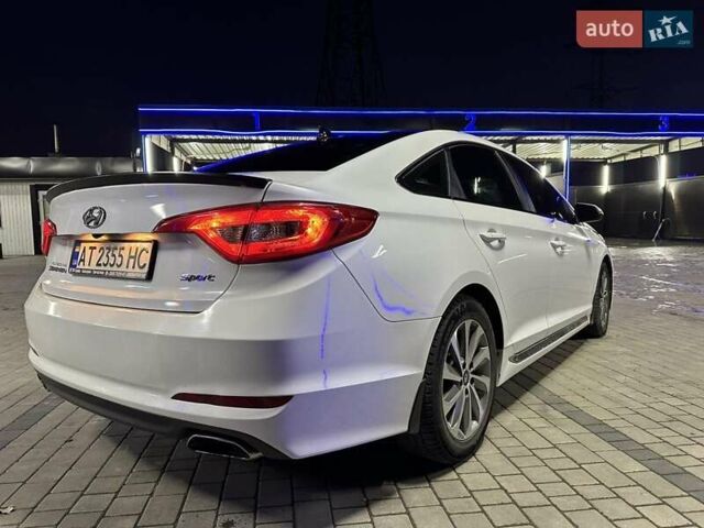 Белый Хендай Соната, объемом двигателя 2.4 л и пробегом 160 тыс. км за 11000 $, фото 3 на Automoto.ua