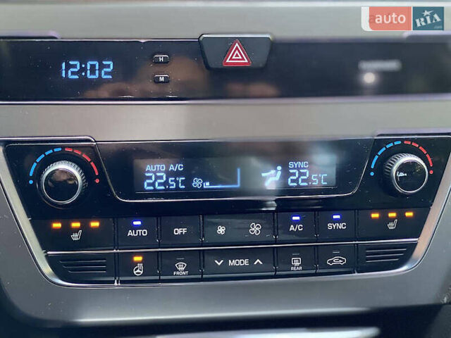 Хендай Соната 2015 в Киеве на Automoto.ua Белый Хендай Соната, объемом двигателя 2 л и пробегом 275 тыс. км за 15000 $, фото 19 на Automoto.ua