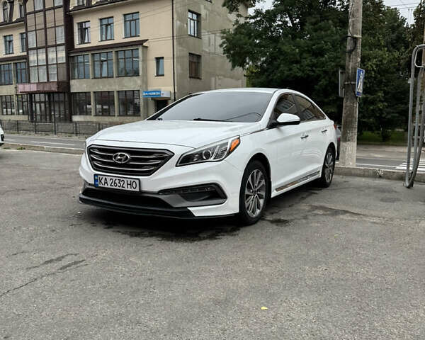 Білий Хендай Соната, об'ємом двигуна 2.36 л та пробігом 239 тис. км за 10600 $, фото 8 на Automoto.ua