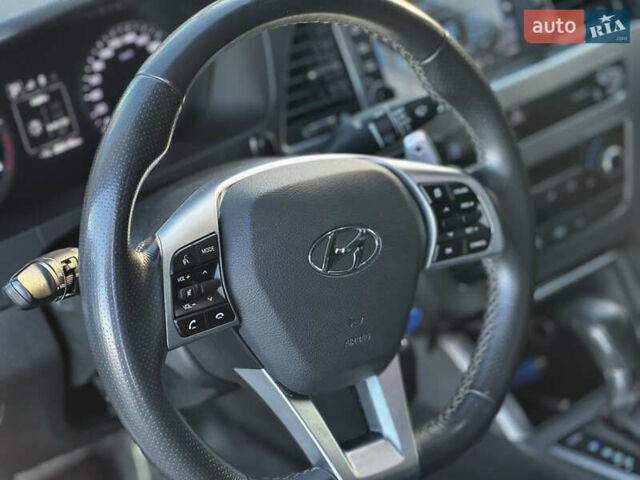 Білий Хендай Соната, об'ємом двигуна 2 л та пробігом 256 тис. км за 10999 $, фото 11 на Automoto.ua