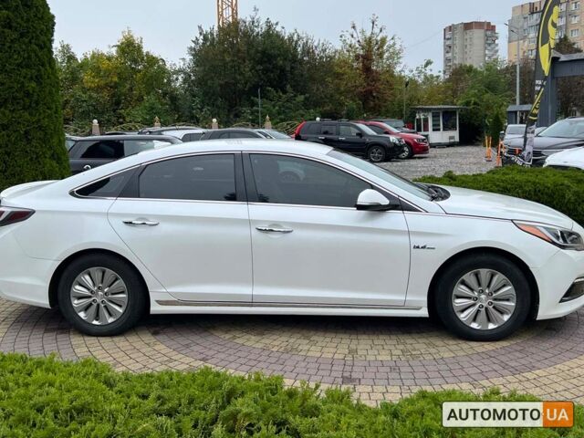 Білий Хендай Соната, об'ємом двигуна 2 л та пробігом 156 тис. км за 14999 $, фото 6 на Automoto.ua