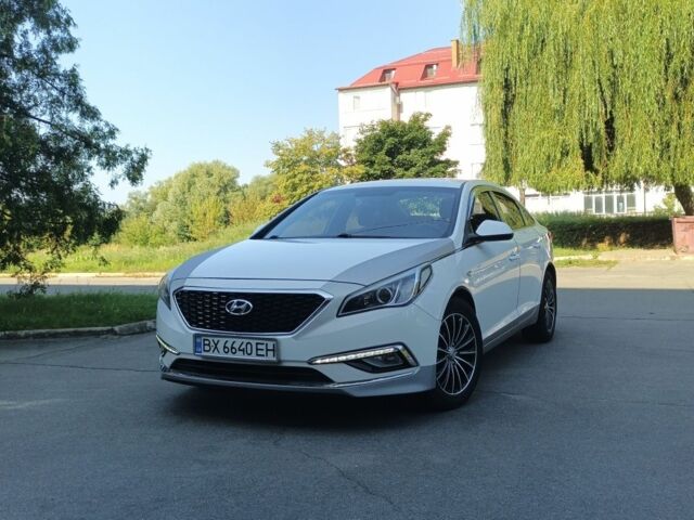 Білий Хендай Соната, об'ємом двигуна 2 л та пробігом 169 тис. км за 11200 $, фото 7 на Automoto.ua