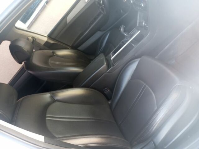 Белый Хендай Соната, объемом двигателя 2 л и пробегом 180 тыс. км за 5650 $, фото 8 на Automoto.ua