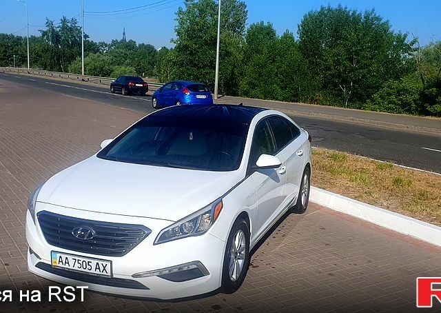 Білий Хендай Соната, об'ємом двигуна 2.4 л та пробігом 150 тис. км за 9000 $, фото 6 на Automoto.ua