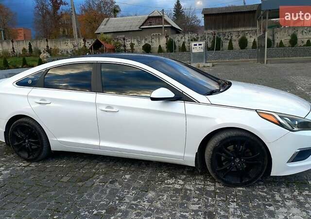 Белый Хендай Соната, объемом двигателя 2.4 л и пробегом 189 тыс. км за 8900 $, фото 11 на Automoto.ua