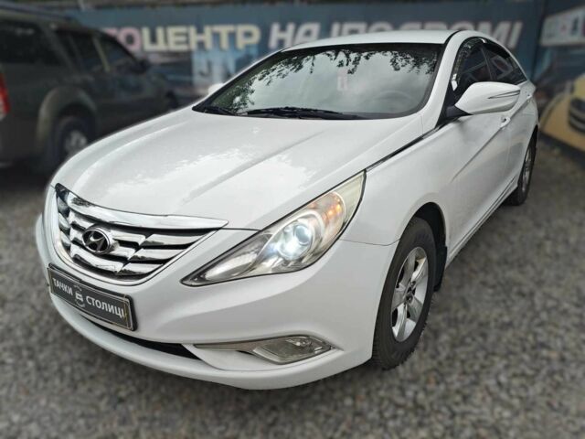 Хендай Соната 2016 в Киеве на Automoto.ua Белый Хендай Соната, объемом двигателя 2 л и пробегом 338 тыс. км за 7800 $, фото 2 на Automoto.ua