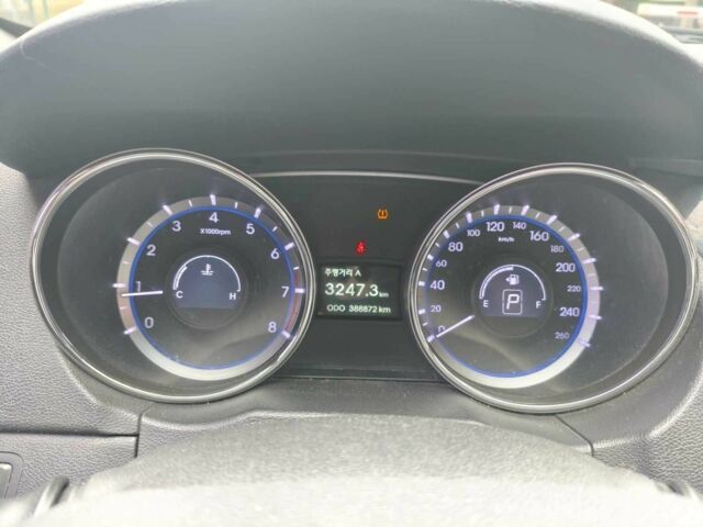 Хендай Соната 2016 в Киеве на Automoto.ua Белый Хендай Соната, объемом двигателя 2 л и пробегом 338 тыс. км за 7800 $, фото 19 на Automoto.ua