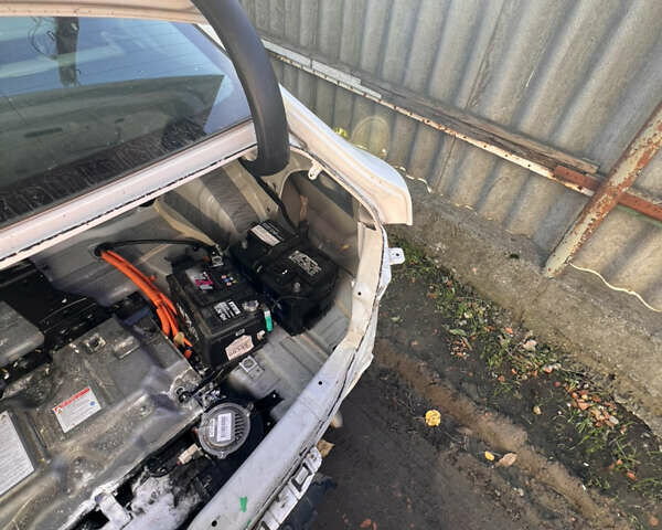 Хендай Соната 2016 в Одессе на Automoto.ua Белый Хендай Соната, объемом двигателя 0 л и пробегом 169 тыс. км за 9000 $, фото 6 на Automoto.ua