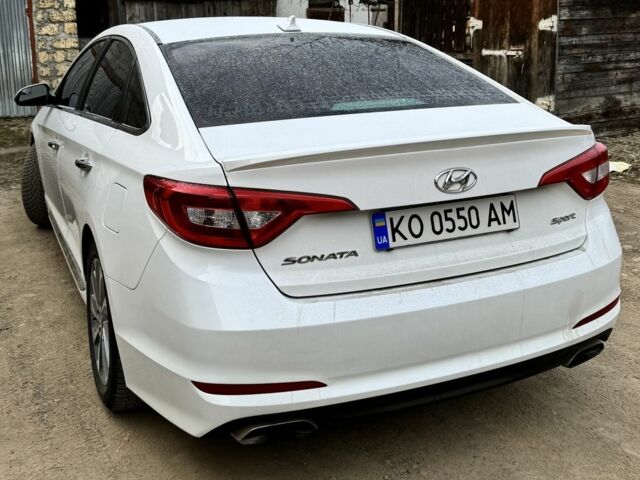 Белый Хендай Соната, объемом двигателя 2.4 л и пробегом 200 тыс. км за 9500 $, фото 2 на Automoto.ua