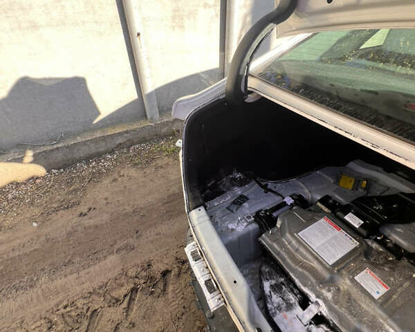 Хендай Соната 2016 в Одессе на Automoto.ua Белый Хендай Соната, объемом двигателя 0 л и пробегом 169 тыс. км за 9000 $, фото 7 на Automoto.ua