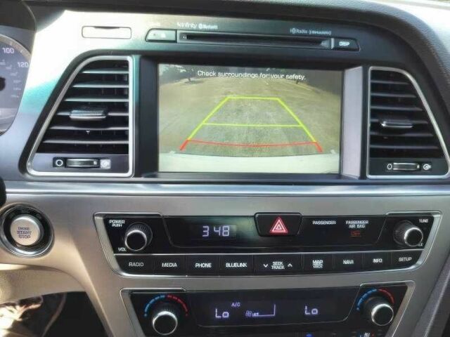 Белый Хендай Соната, объемом двигателя 2.4 л и пробегом 110 тыс. км за 7200 $, фото 10 на Automoto.ua