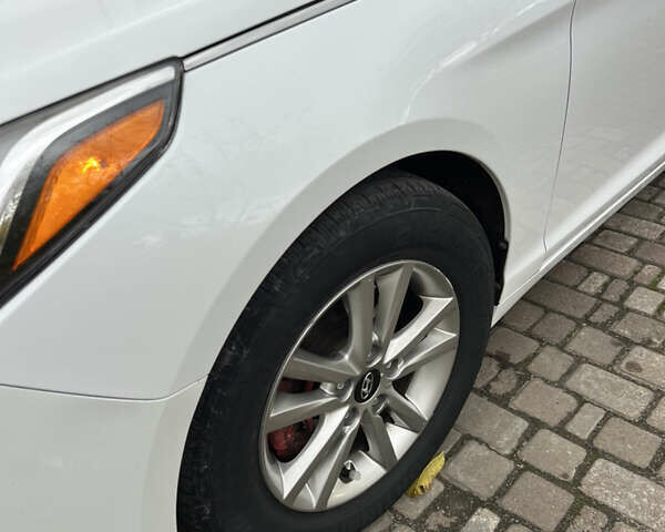 Белый Хендай Соната, объемом двигателя 2.36 л и пробегом 189 тыс. км за 8900 $, фото 29 на Automoto.ua