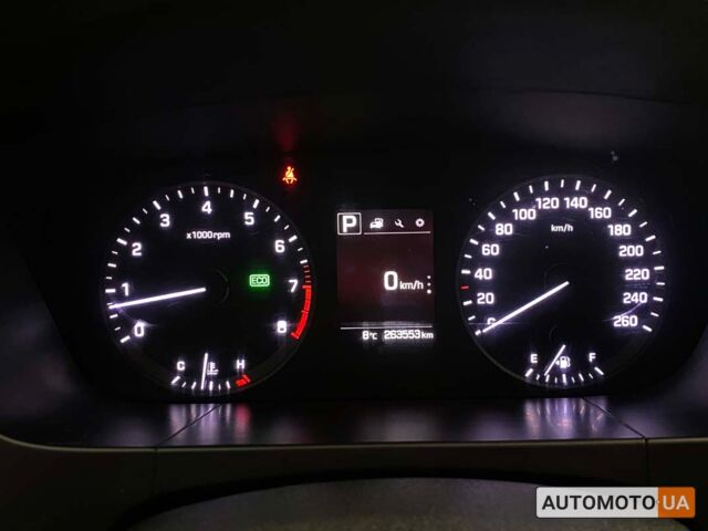 Белый Хендай Соната, объемом двигателя 2 л и пробегом 263 тыс. км за 13200 $, фото 17 на Automoto.ua