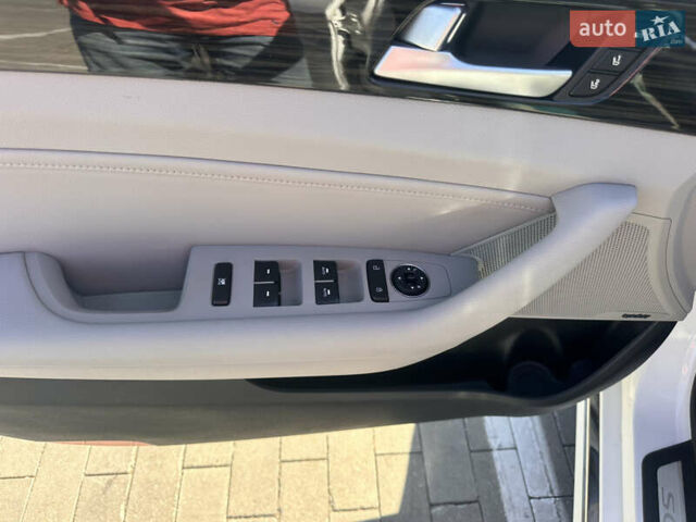 Белый Хендай Соната, объемом двигателя 2.36 л и пробегом 79 тыс. км за 17200 $, фото 18 на Automoto.ua