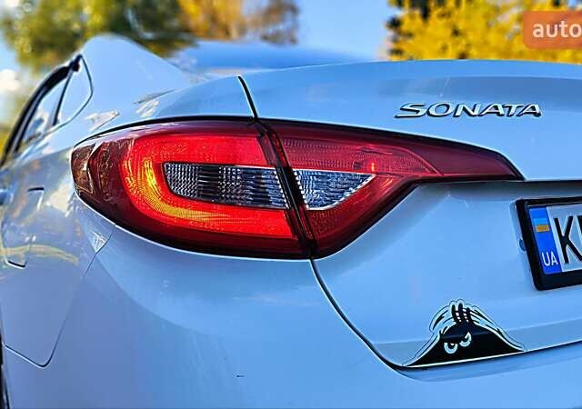 Хендай Соната 2016 в Днепре (Днепропетровске) на Automoto.ua Белый Хендай Соната, объемом двигателя 2 л и пробегом 412 тыс. км за 9999 $, фото 9 на Automoto.ua