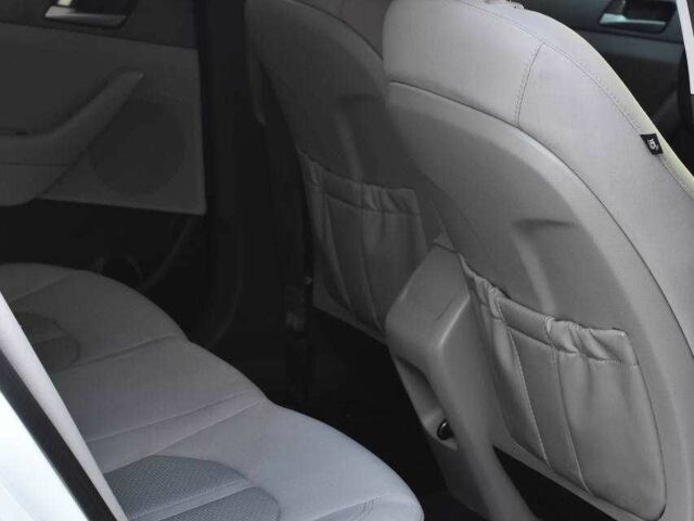 Белый Хендай Соната, объемом двигателя 2.4 л и пробегом 165 тыс. км за 9650 $, фото 13 на Automoto.ua