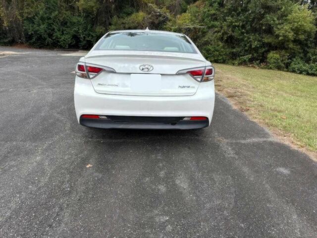 Білий Хендай Соната, об'ємом двигуна 2 л та пробігом 77 тис. км за 6800 $, фото 5 на Automoto.ua