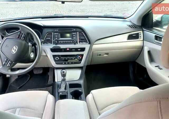 Белый Хендай Соната, объемом двигателя 2.4 л и пробегом 189 тыс. км за 8900 $, фото 25 на Automoto.ua