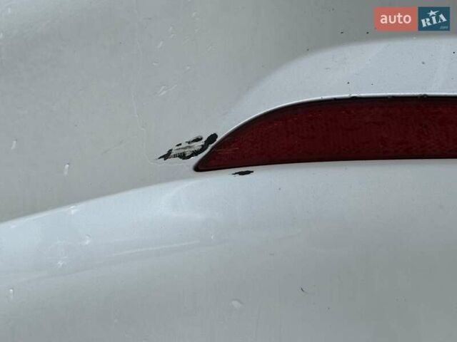 Белый Хендай Соната, объемом двигателя 2.36 л и пробегом 116 тыс. км за 11700 $, фото 13 на Automoto.ua