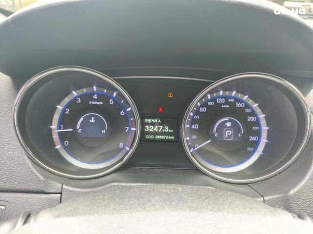 Білий Хендай Соната, об'ємом двигуна 2 л та пробігом 338 тис. км за 8500 $, фото 16 на Automoto.ua