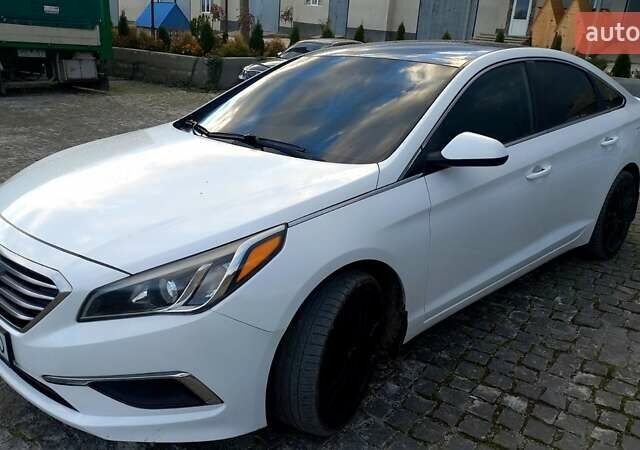 Белый Хендай Соната, объемом двигателя 2.4 л и пробегом 189 тыс. км за 8900 $, фото 12 на Automoto.ua