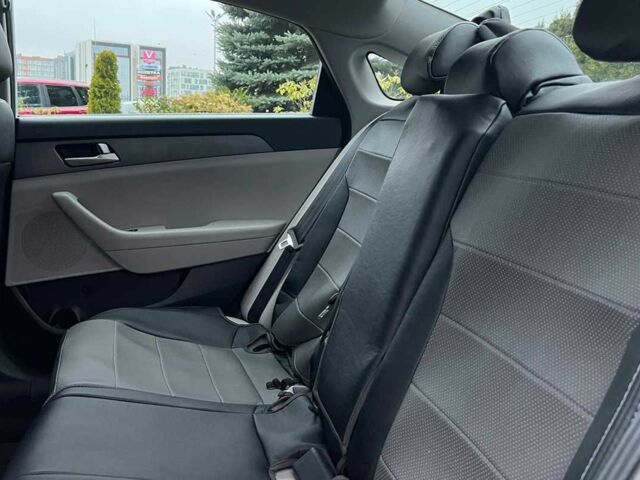 Белый Хендай Соната, объемом двигателя 2.4 л и пробегом 123 тыс. км за 9200 $, фото 21 на Automoto.ua