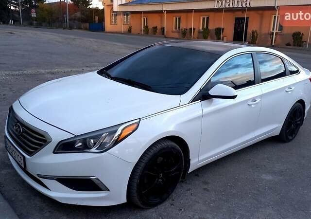 Белый Хендай Соната, объемом двигателя 2.4 л и пробегом 189 тыс. км за 8900 $, фото 16 на Automoto.ua