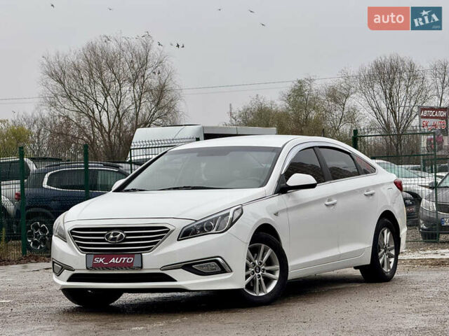 Белый Хендай Соната, объемом двигателя 2 л и пробегом 355 тыс. км за 9900 $, фото 37 на Automoto.ua