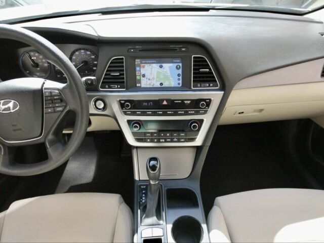 Білий Хендай Соната, об'ємом двигуна 2 л та пробігом 113 тис. км за 13500 $, фото 7 на Automoto.ua