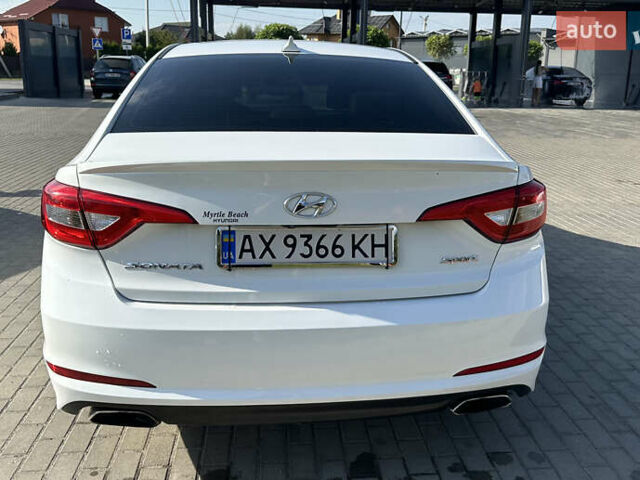 Белый Хендай Соната, объемом двигателя 2.36 л и пробегом 156 тыс. км за 11300 $, фото 5 на Automoto.ua