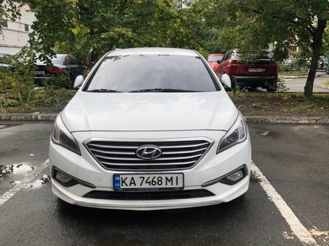 Білий Хендай Соната, об'ємом двигуна 2 л та пробігом 300 тис. км за 9000 $, фото 2 на Automoto.ua