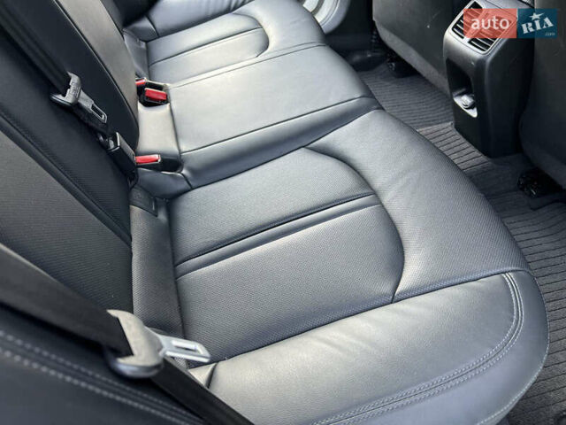 Белый Хендай Соната, объемом двигателя 2 л и пробегом 212 тыс. км за 11500 $, фото 3 на Automoto.ua