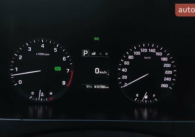 Хендай Соната 2016 в Днепре (Днепропетровске) на Automoto.ua Белый Хендай Соната, объемом двигателя 2 л и пробегом 412 тыс. км за 9999 $, фото 15 на Automoto.ua