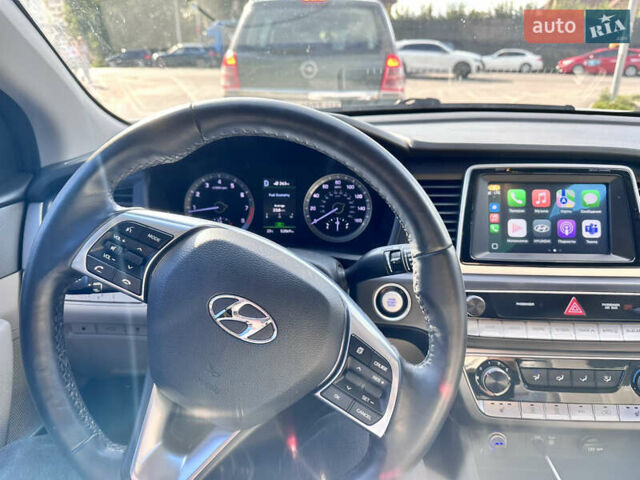 Белый Хендай Соната, объемом двигателя 2.36 л и пробегом 83 тыс. км за 13500 $, фото 15 на Automoto.ua