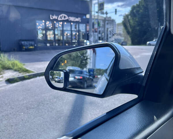 Белый Хендай Соната, объемом двигателя 2.36 л и пробегом 83 тыс. км за 13500 $, фото 18 на Automoto.ua