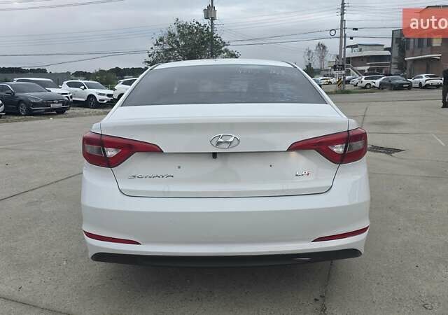 Білий Хендай Соната, об'ємом двигуна 2 л та пробігом 415 тис. км за 9490 $, фото 2 на Automoto.ua