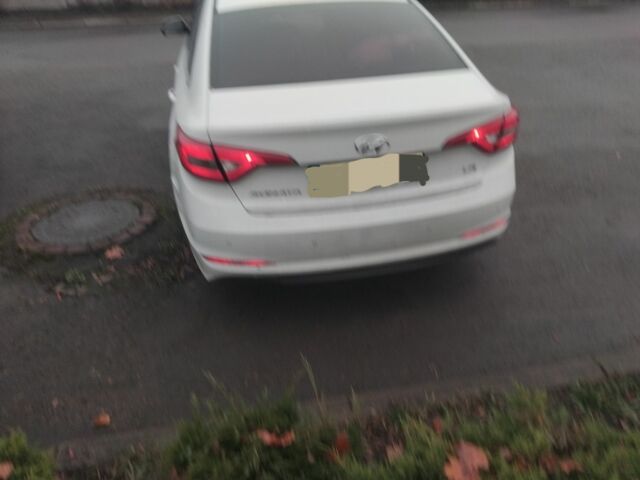 Белый Хендай Соната, объемом двигателя 2 л и пробегом 555 тыс. км за 7500 $, фото 3 на Automoto.ua