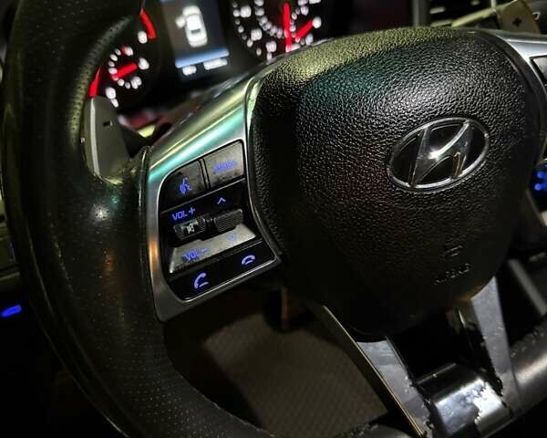 Белый Хендай Соната, объемом двигателя 2.36 л и пробегом 80 тыс. км за 13000 $, фото 37 на Automoto.ua