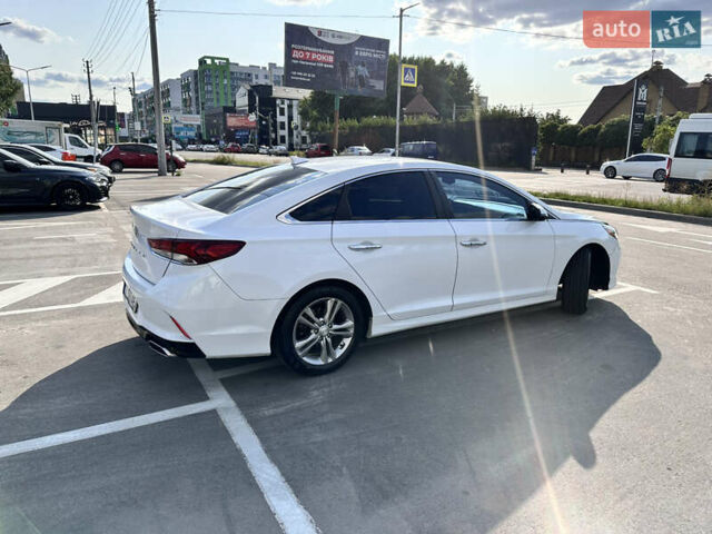 Белый Хендай Соната, объемом двигателя 2.36 л и пробегом 83 тыс. км за 13500 $, фото 10 на Automoto.ua