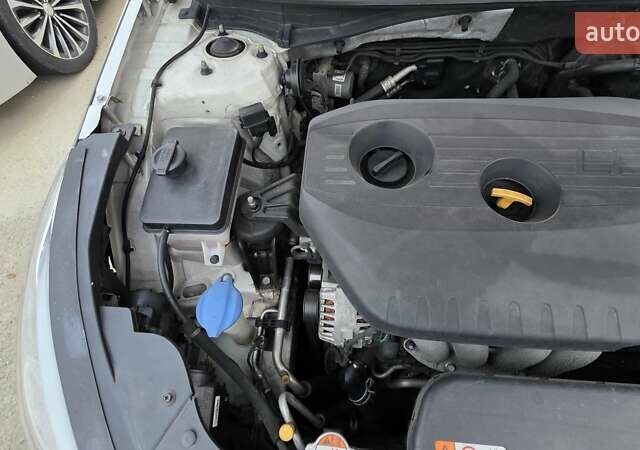 Білий Хендай Соната, об'ємом двигуна 2 л та пробігом 415 тис. км за 9490 $, фото 11 на Automoto.ua