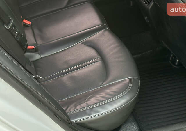 Белый Хендай Соната, объемом двигателя 2 л и пробегом 385 тыс. км за 9100 $, фото 11 на Automoto.ua