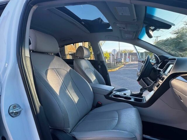 Белый Хендай Соната, объемом двигателя 2.4 л и пробегом 50 тыс. км за 6100 $, фото 7 на Automoto.ua